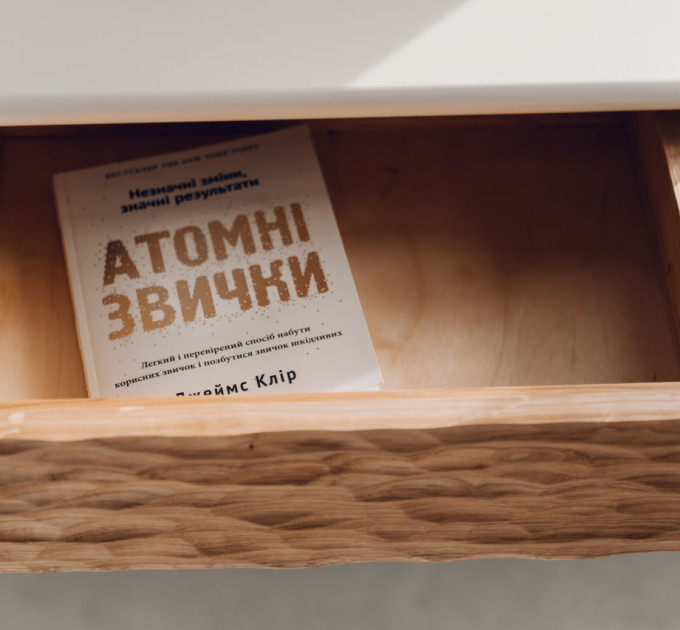 Підвісна тумбочка з текстурованим фасадом