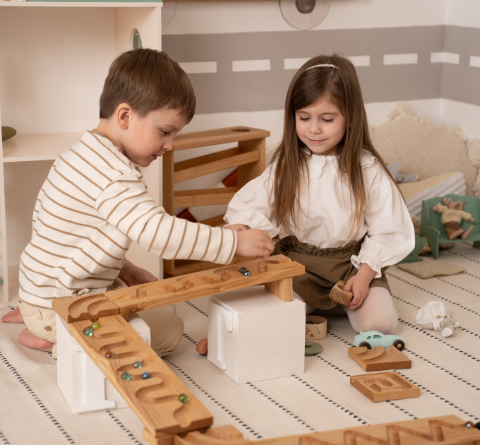 Розвиваюча доріжка Монтессорі Marble Run Race
